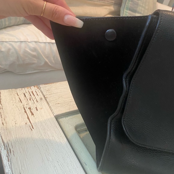 Céline Trapeze Shoulder Bag | Medium - Picture 6 of 11